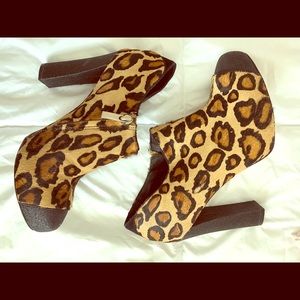 Sam Edelman Felix platforms